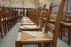 Drewniane krzesła kościelne to dobry biznes